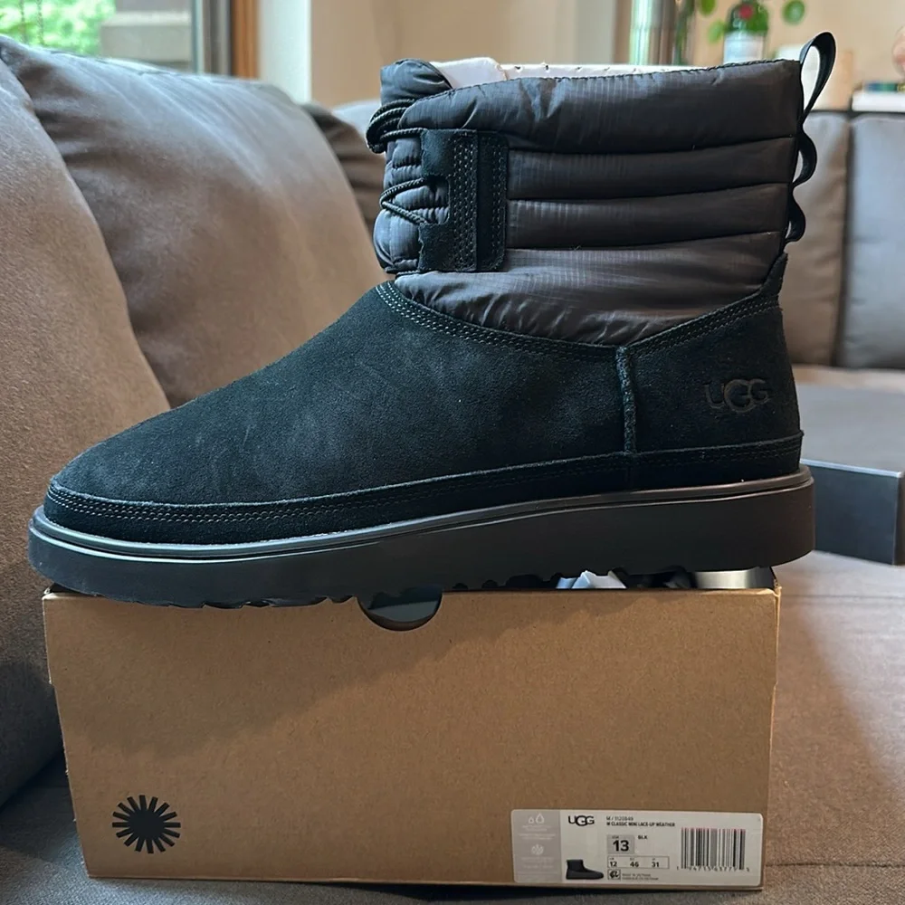 Brand new Classic Mini Lace-Up Weather